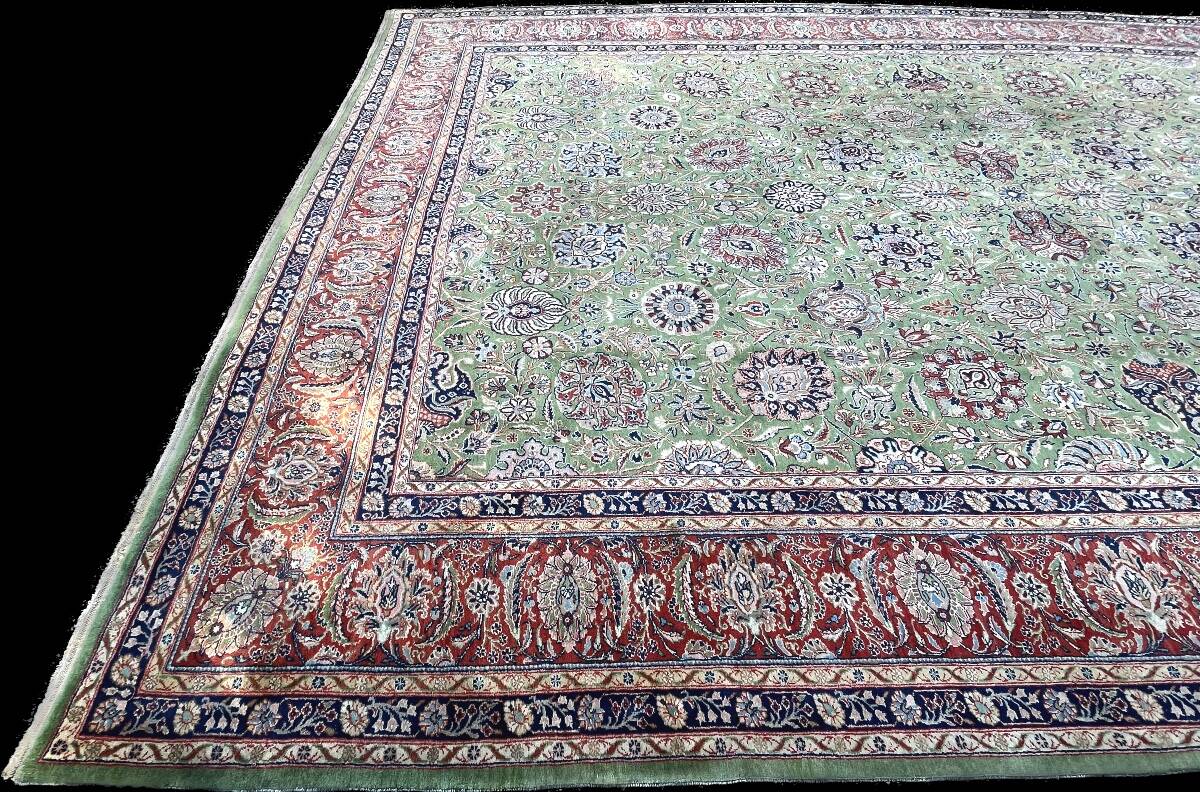 Large emerald Tabriz Persian rug 520x350 cm
