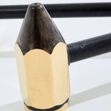 Paire de chenets crayons en laiton et fer forgé vers 1960