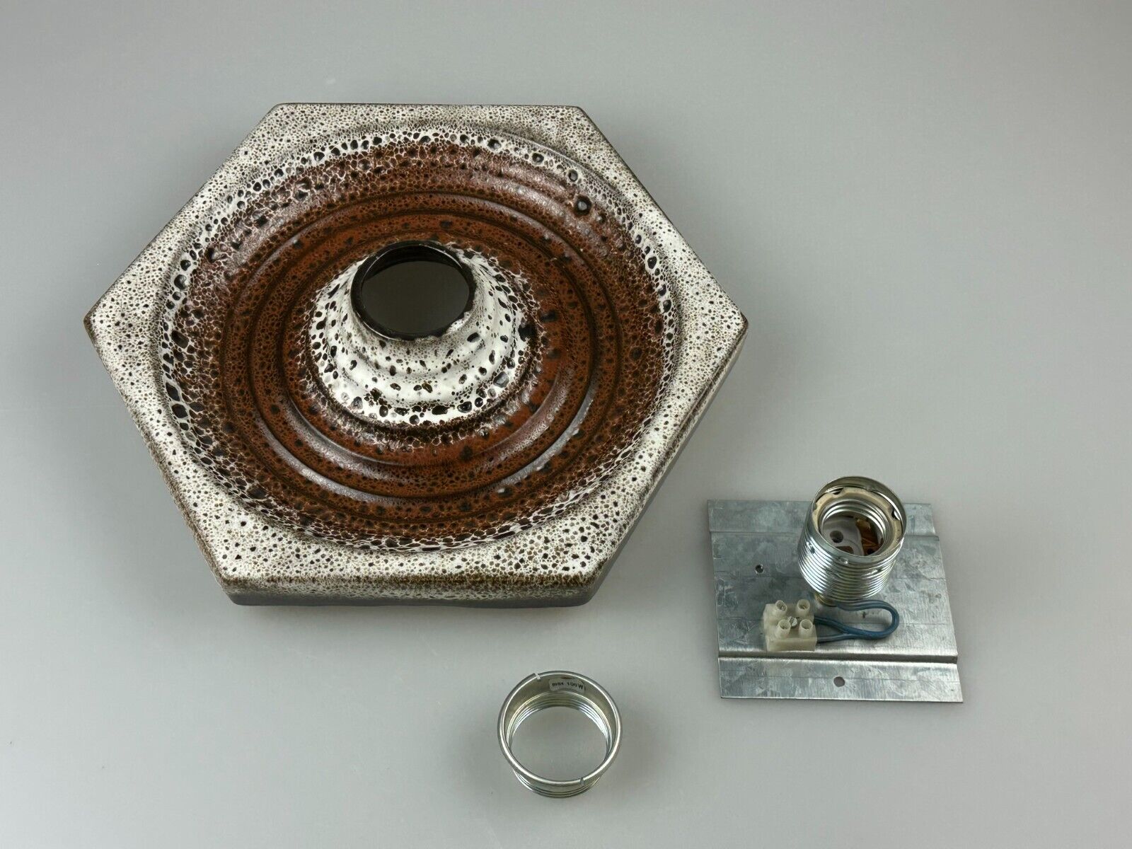 Ceramic wall light 60/70