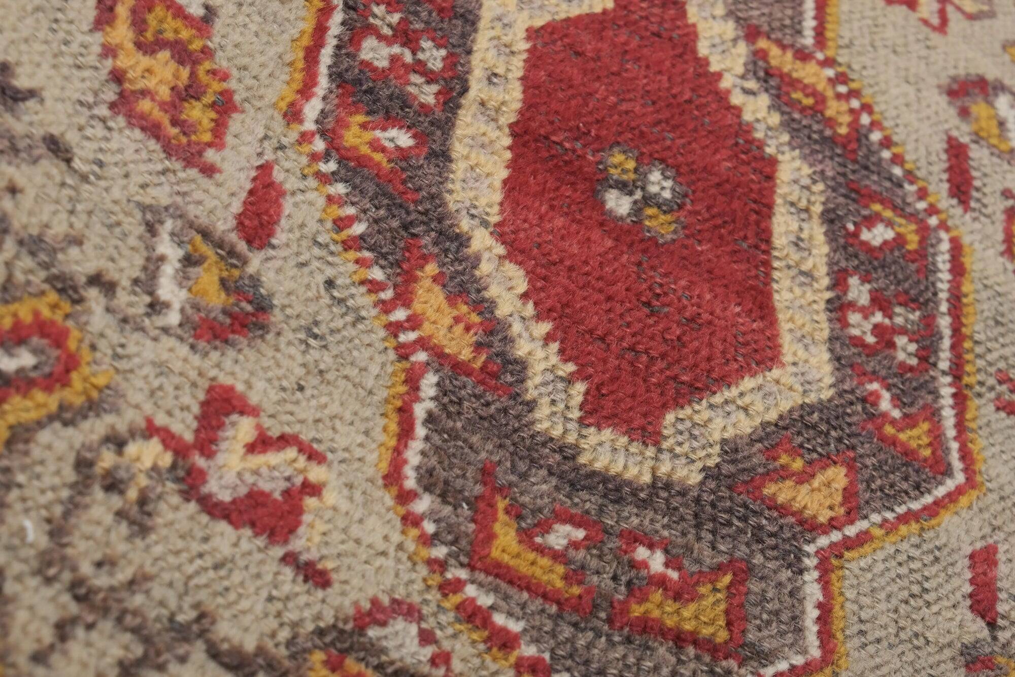 Vintage Turkish rug handmade 92x133 cm