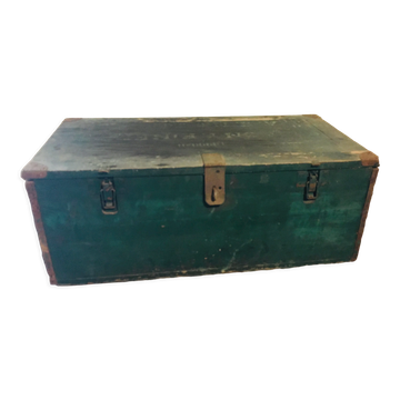 Green ammo chest with letters on it
