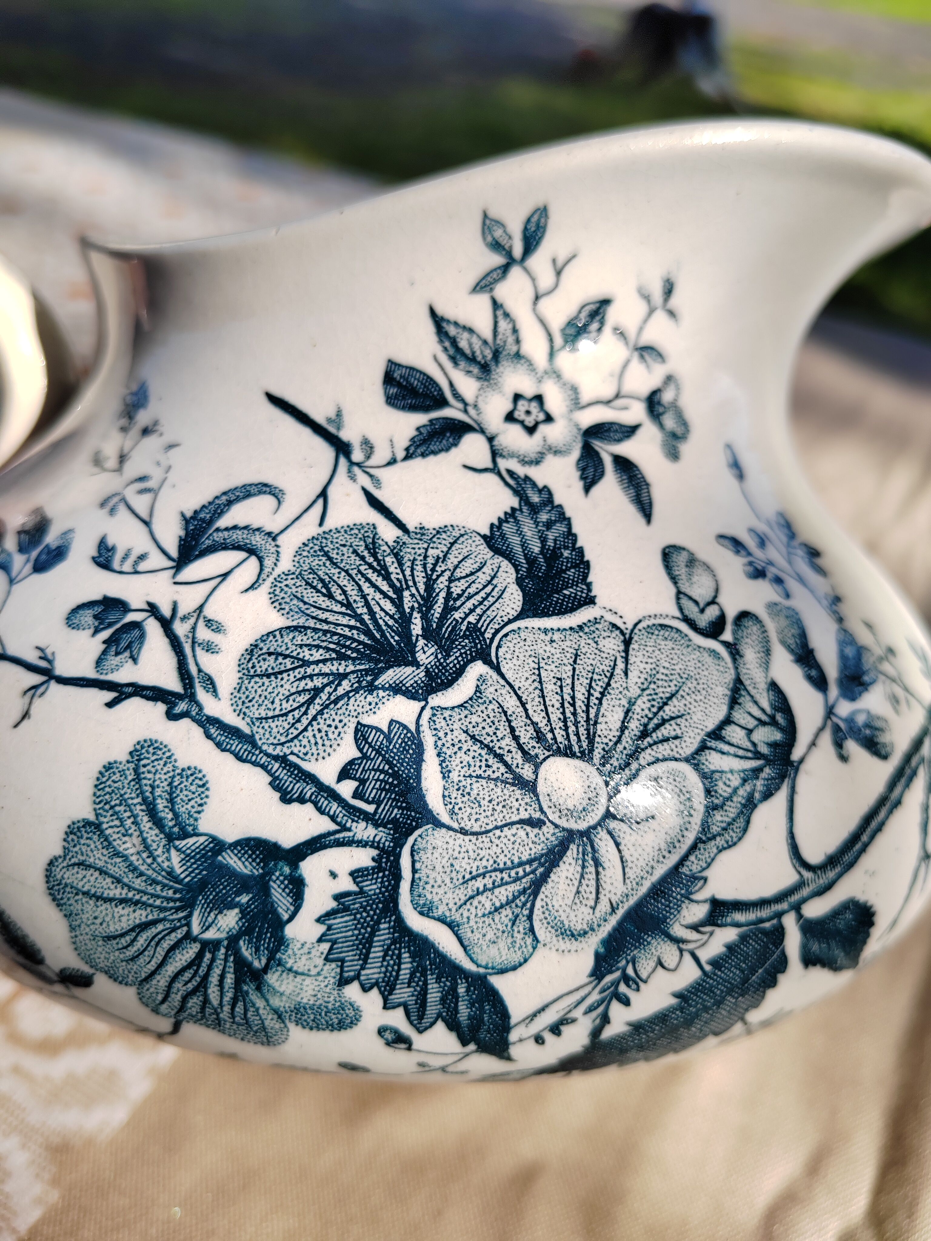 Bathroom pitcher blue floral decoration - Tierra del Fuego de Grigny