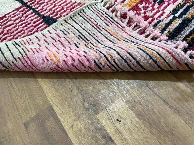 Handwoven colored wool apis boujad 150/250cm