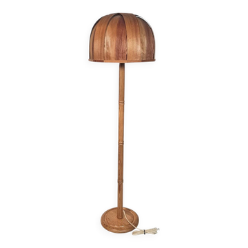 GB Solbackens Svarveri – placage de pin – lampe de sol – Suède – années 1970