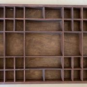 Étagère murale pour miniatures