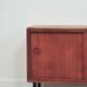 Cabinet en teck vintage avec portes coulissantes