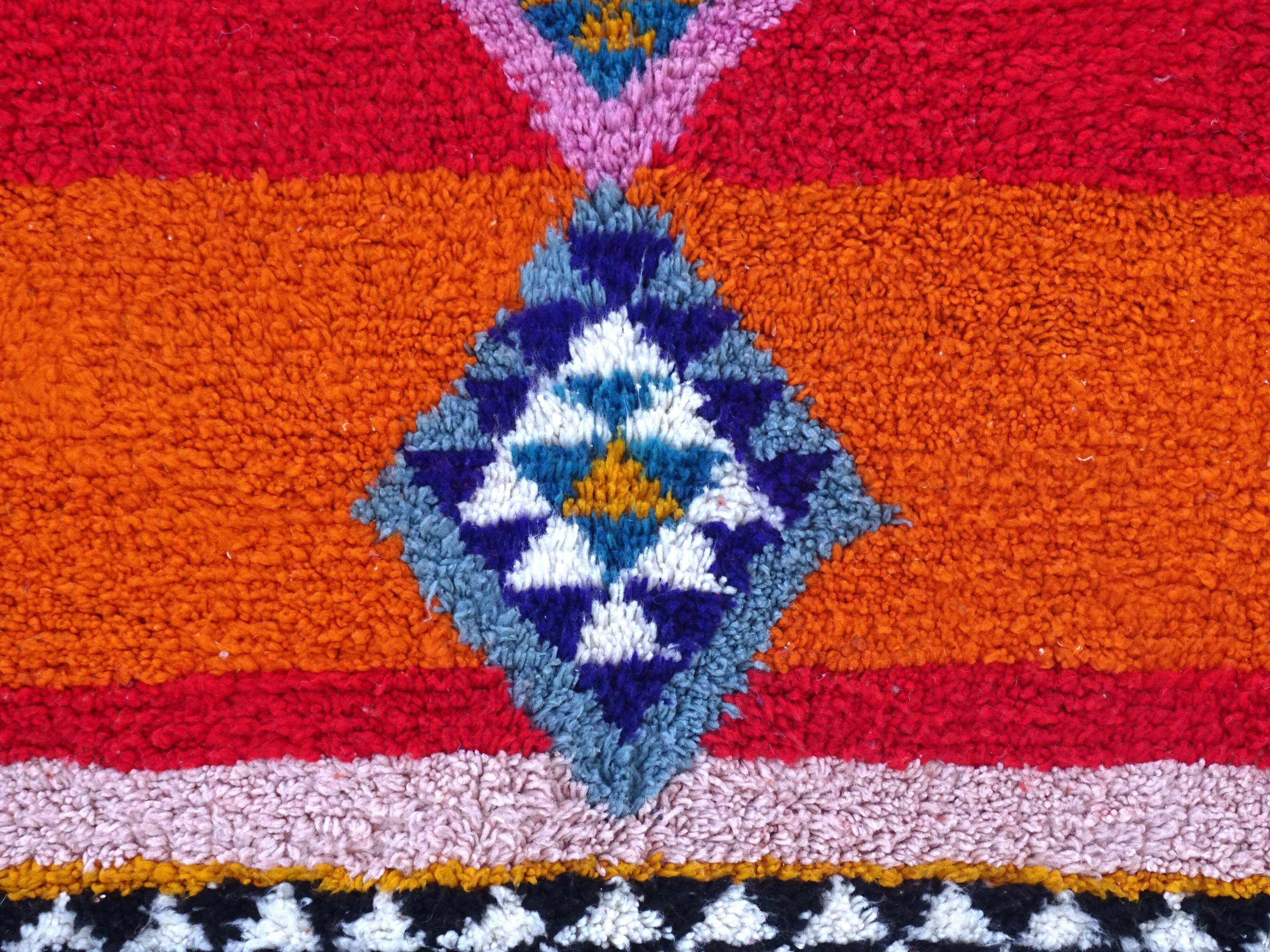 Moroccan berber carpet beni ouarain color 215x150 cm