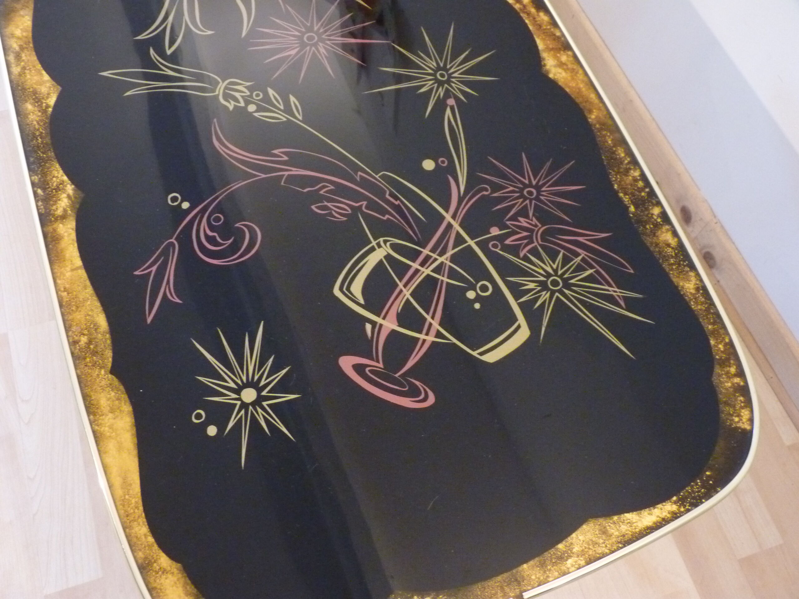 Coffee table decor flower years 60