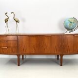 Beautiful McIntosh sideboard designed by T. Robertson in the 1960s.