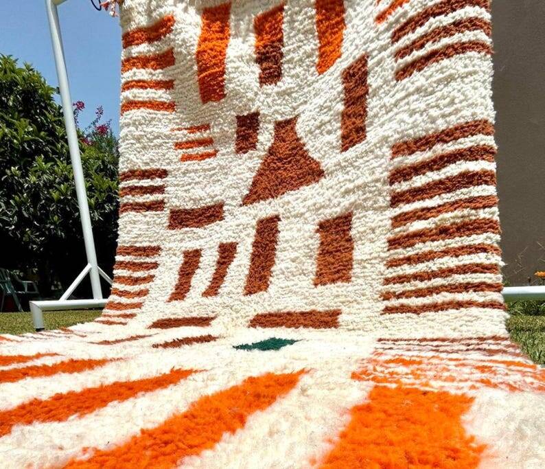 Traditional handmade Berber rug, 150cm x 300cm
