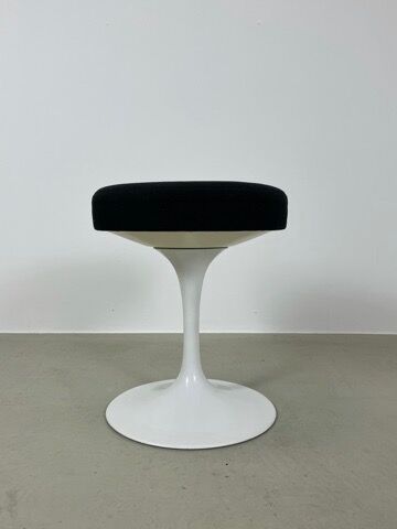 Eero Saarinen Stool by Knoll International 1960s