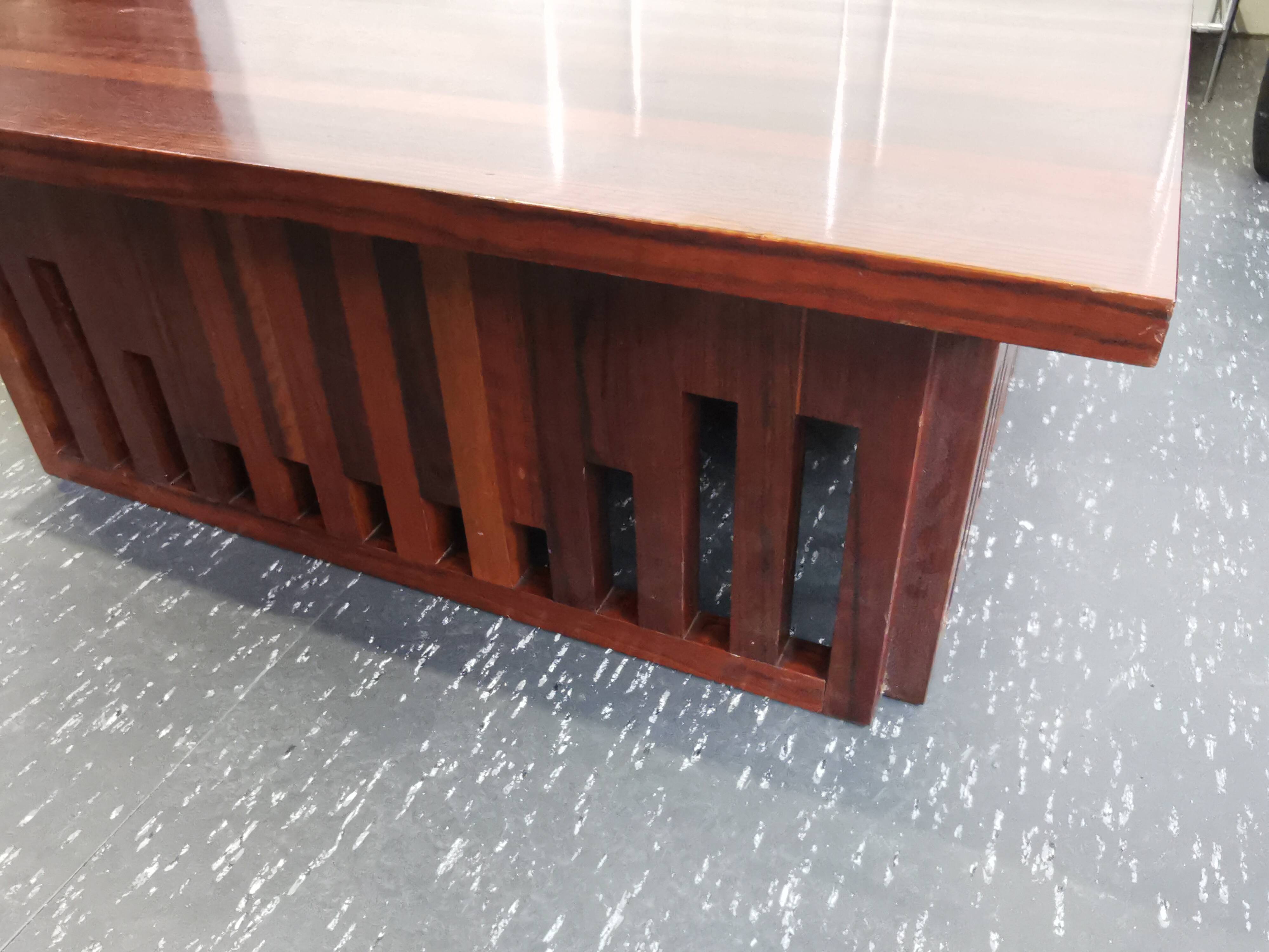 Table basse XL design vintage en bois exotique
