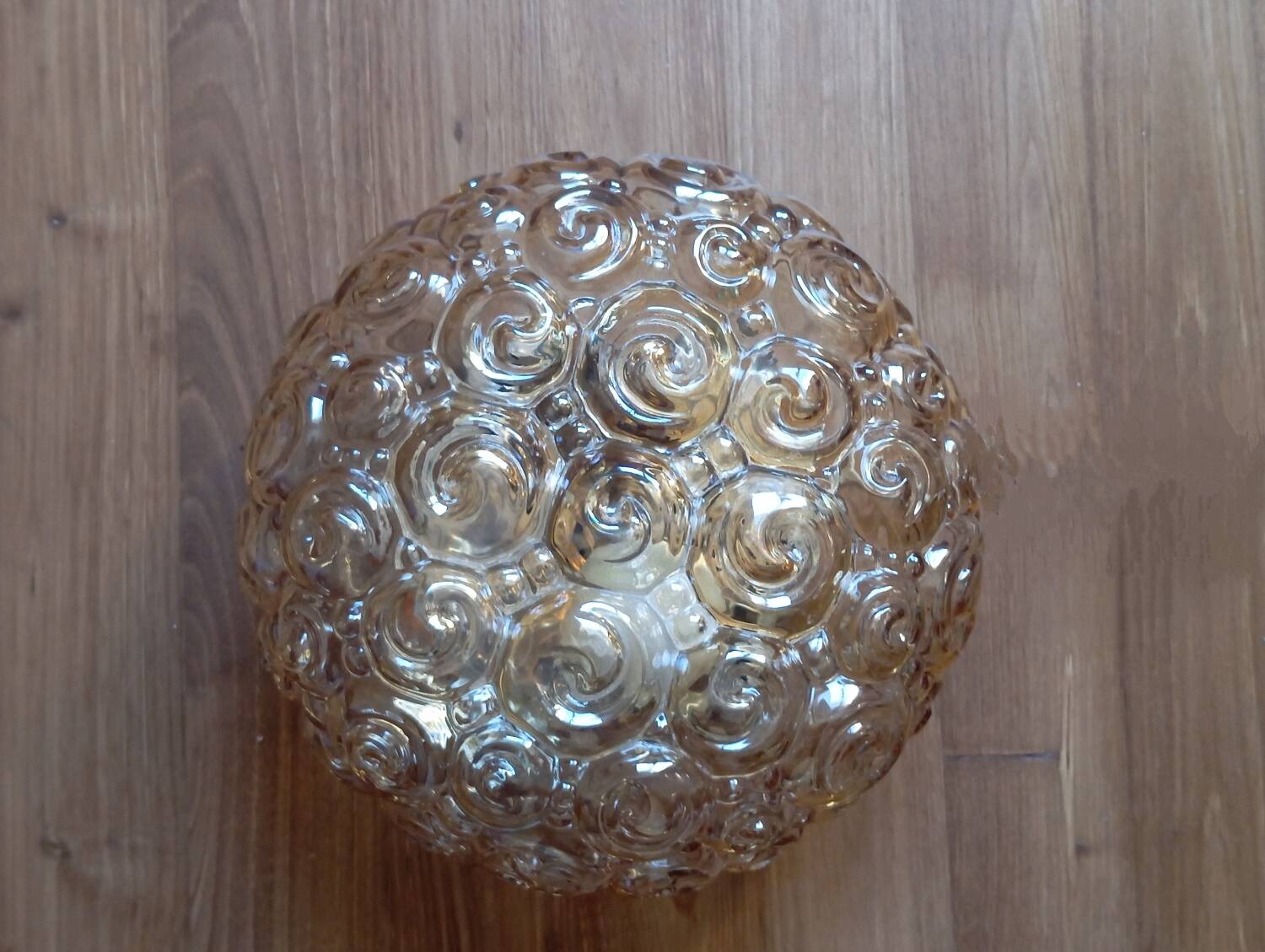 Héléna Tynell snail ceiling / wall light, iridescent amber 1960