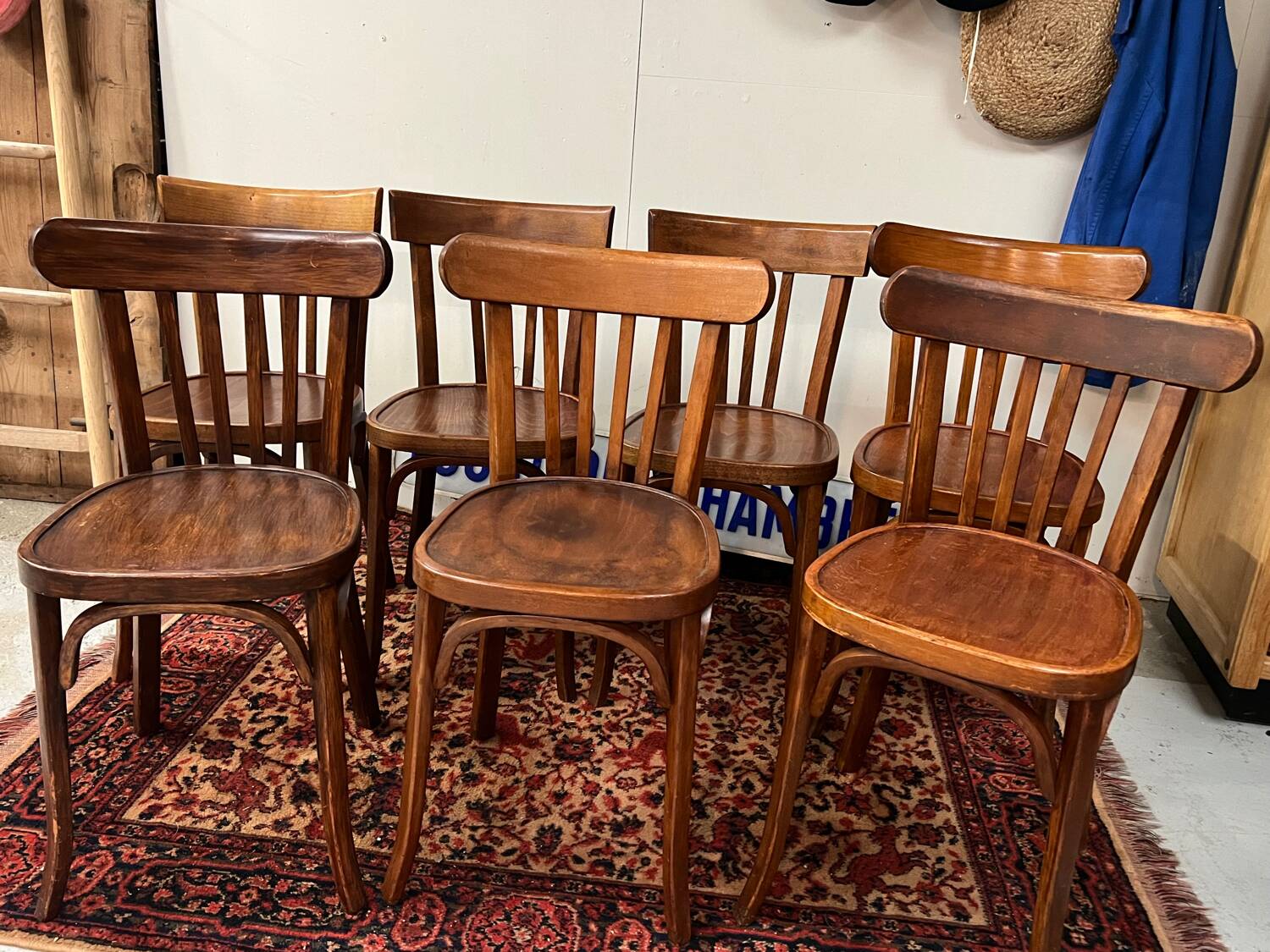 Anciennes chaises bistrot Baumann