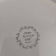 Set of 12 dessert plates in white porcelain marli in relief Wild Ivy