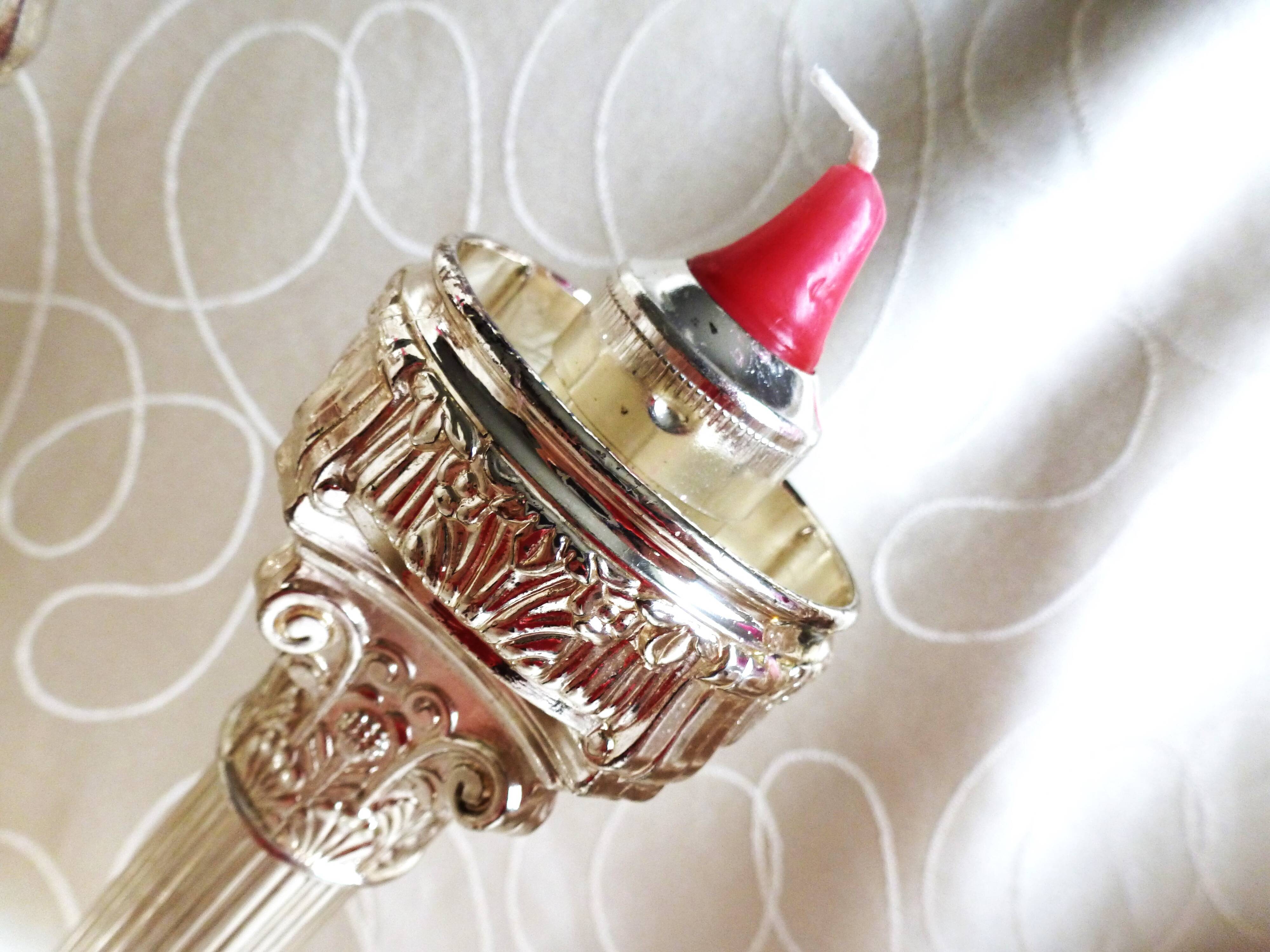 Set of 2 silver metal candle holders, silver metal candle holders