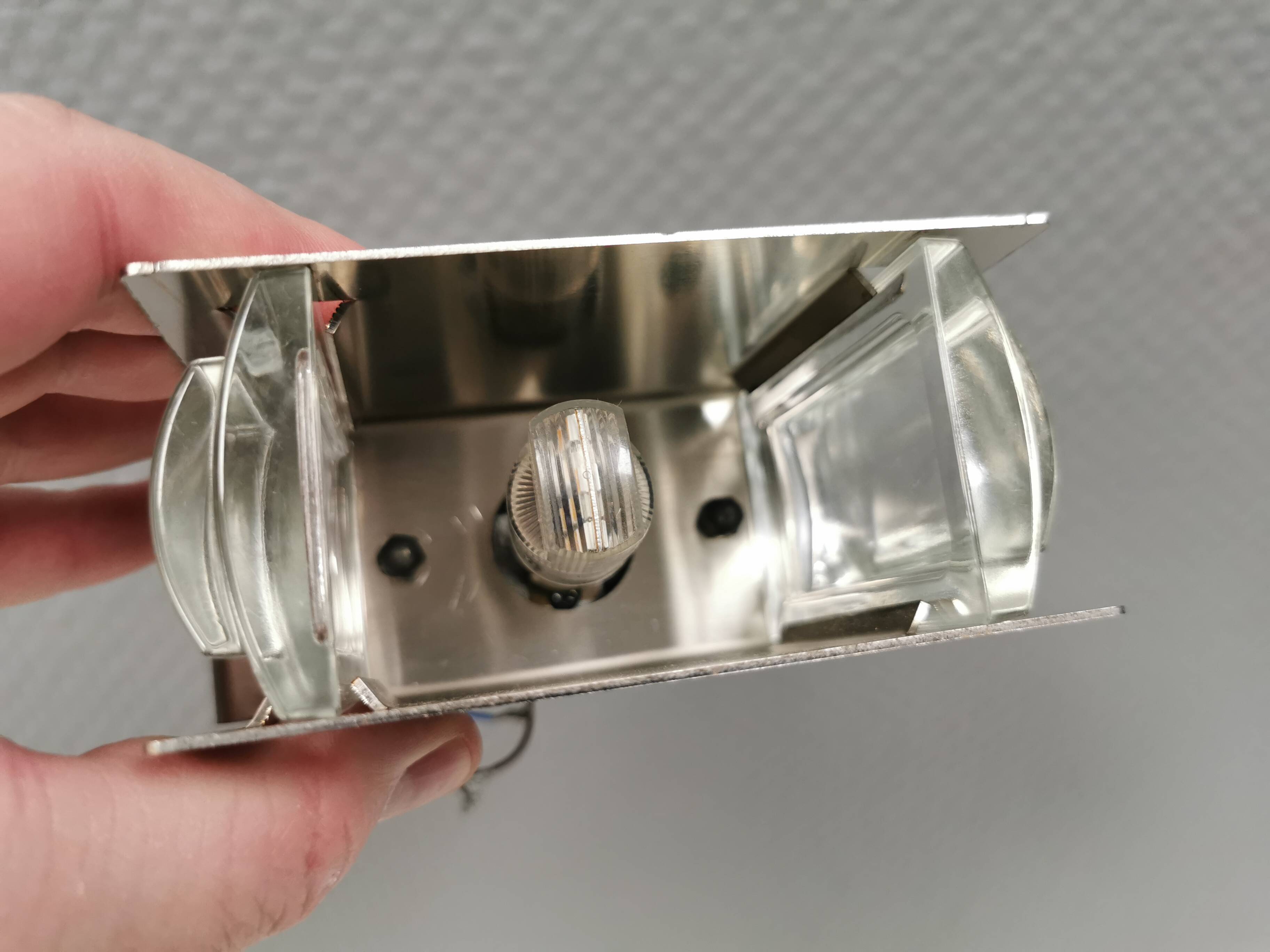 A beautiful up/down wall lamp, designed in Italy in the 1990s.