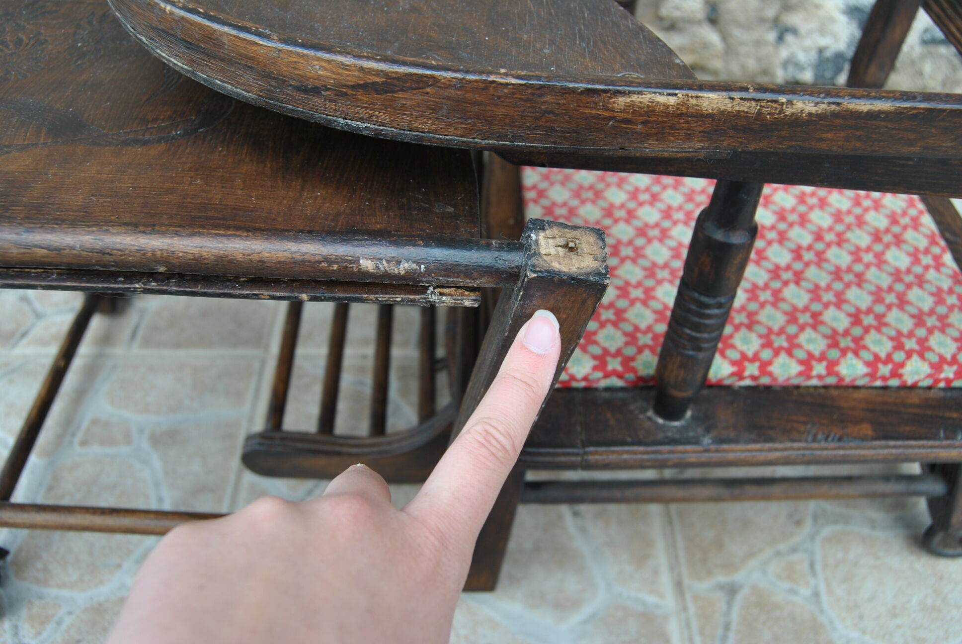Chaise haute d'enfant modulable vers 1900