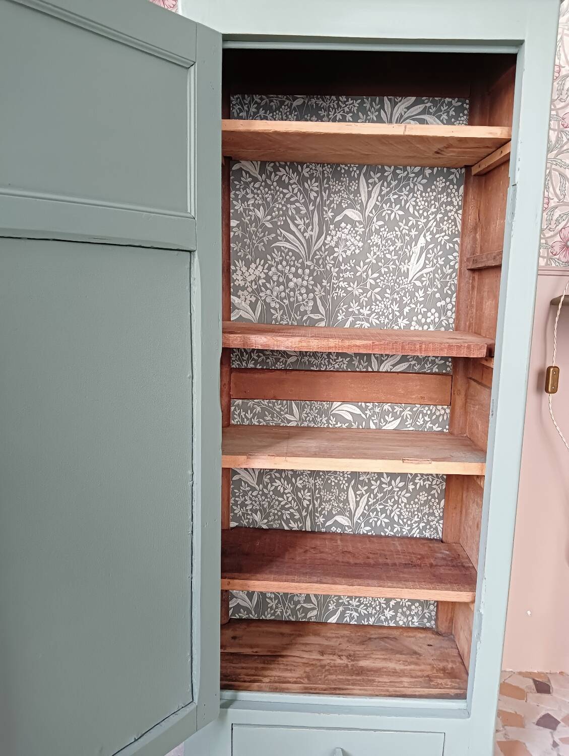 Parisian hosiery wardrobe