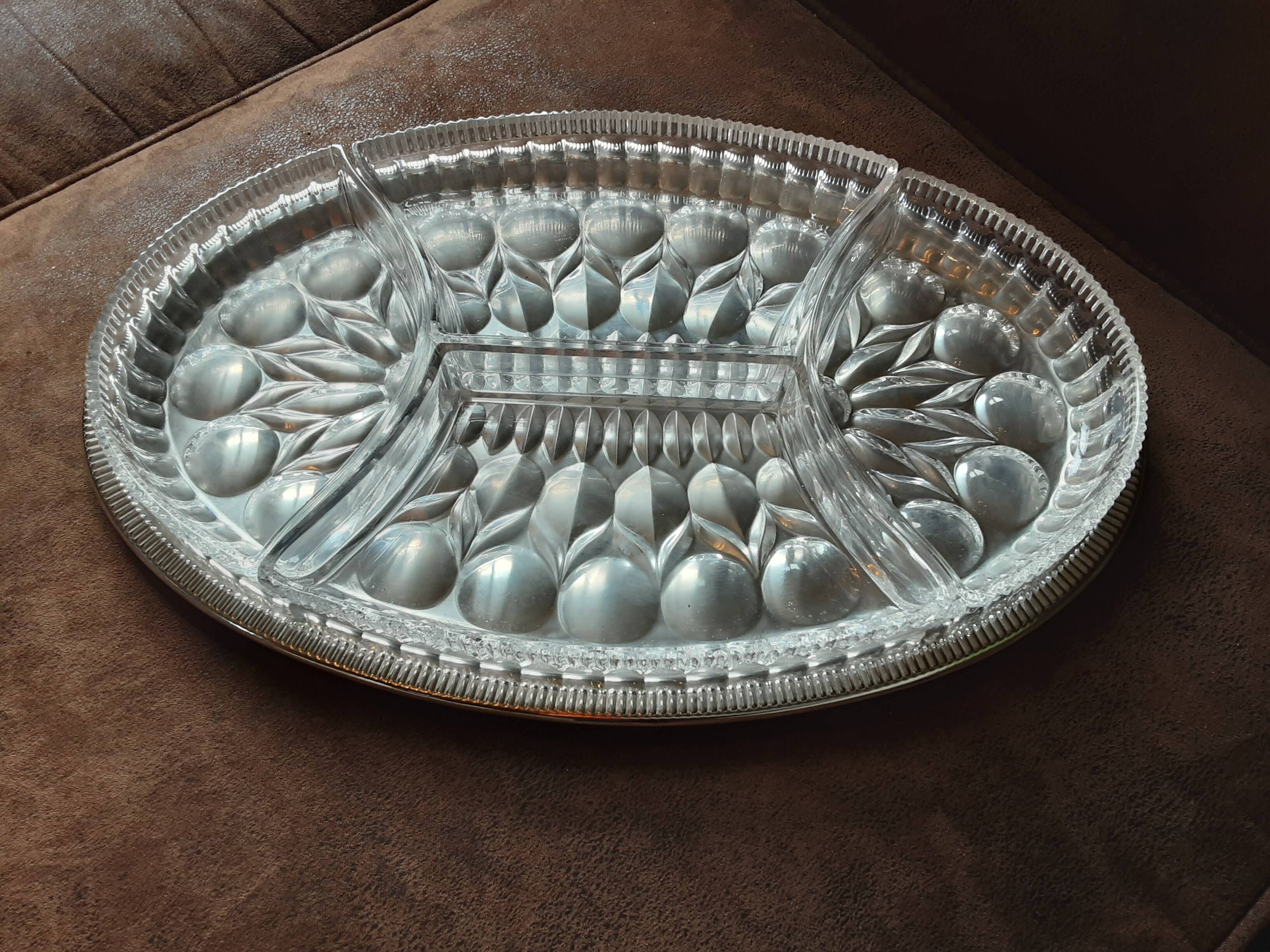 Metal dish with crystal compartments