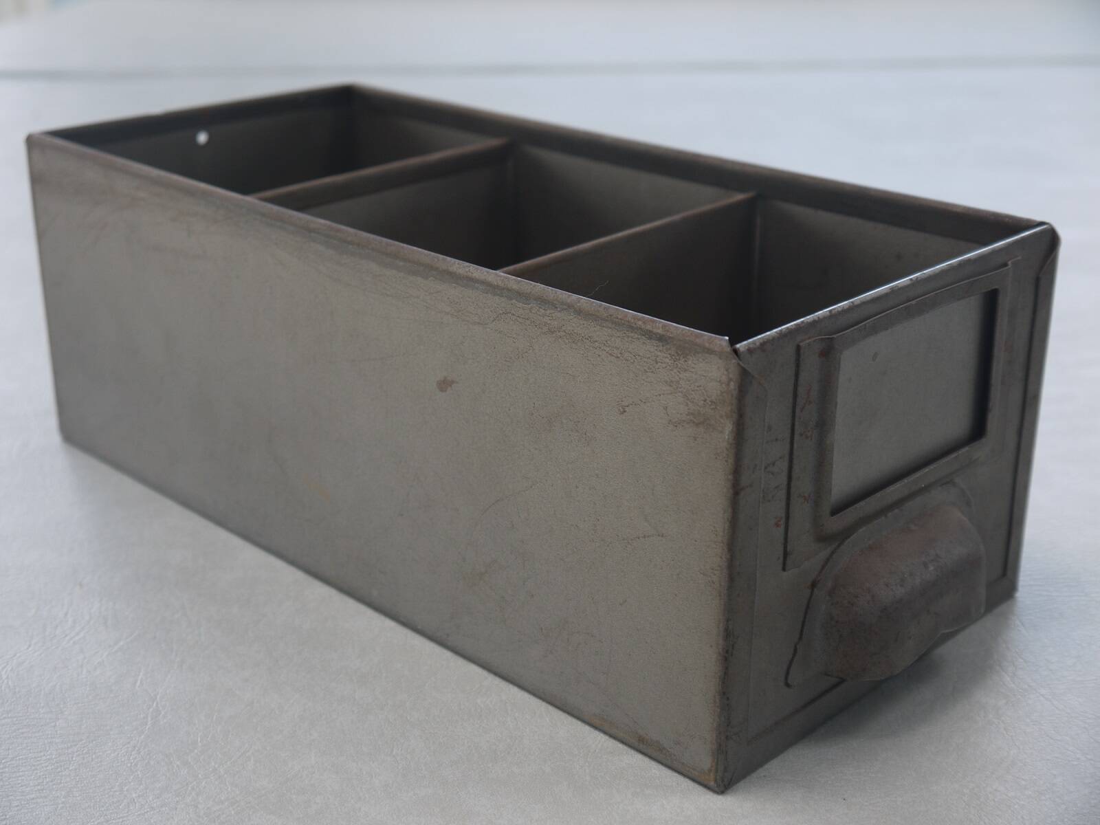 Set of 5 metallic gray industrial drawer lockers from the 60s