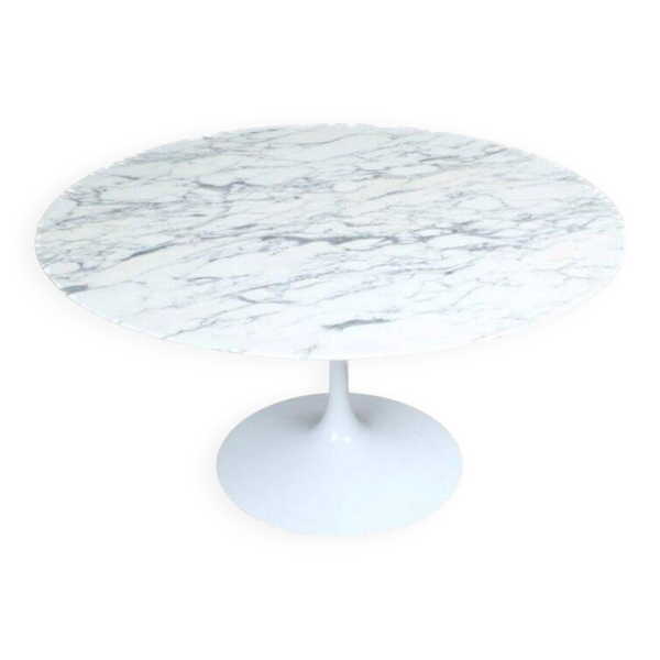 Eero Saarinen (1910-1961) pour Knoll International. Table modèle « Tulip » Arabescato, circa 1990-2000