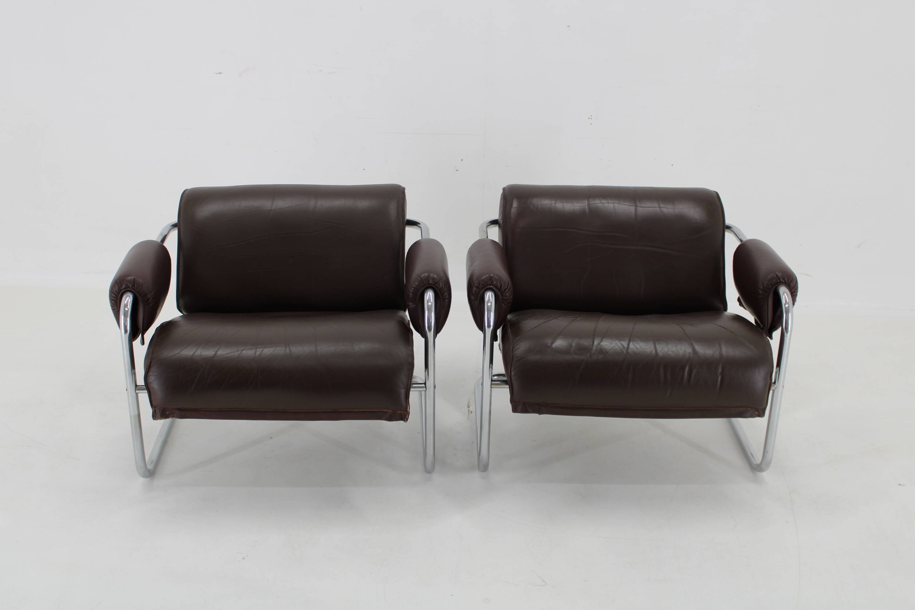 1950s Pair of Tubular Armchairs in Leather, Czechoslovakia