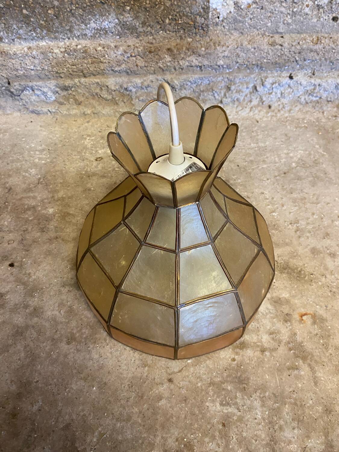 Suspension ancienne art Deco nacre & laiton 70’s