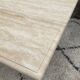 Table basse en travertin 