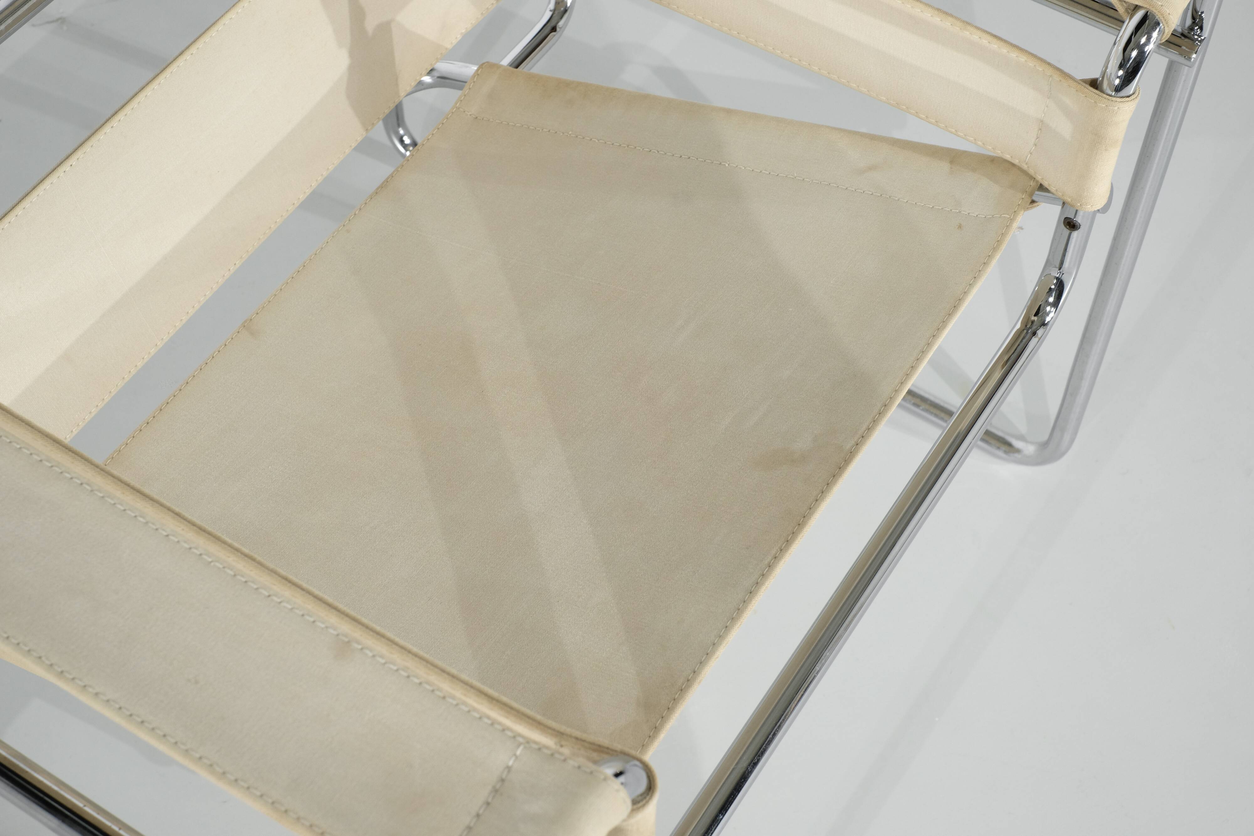 "B3 Wassily" Armchair Fabric by Marcel Breuer for Gavina, 1925s.