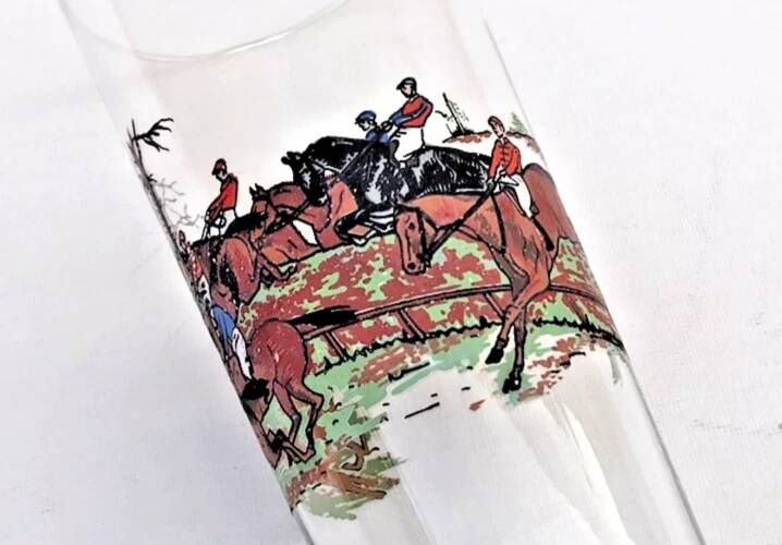 1950s Decorated glass equestrian sports steeplechase horse racing