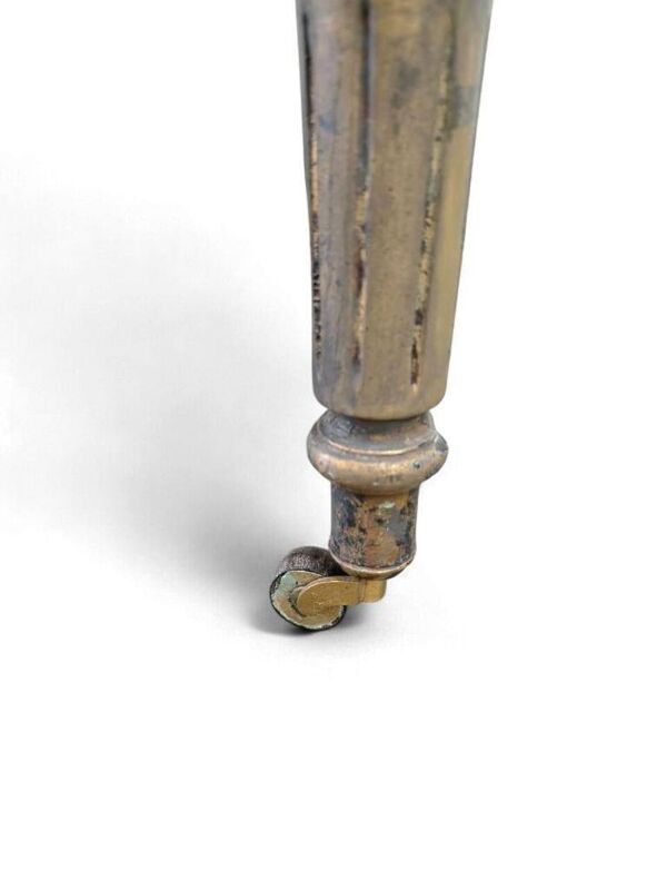 Fauteuil / canapé baroque deux places rose vintage