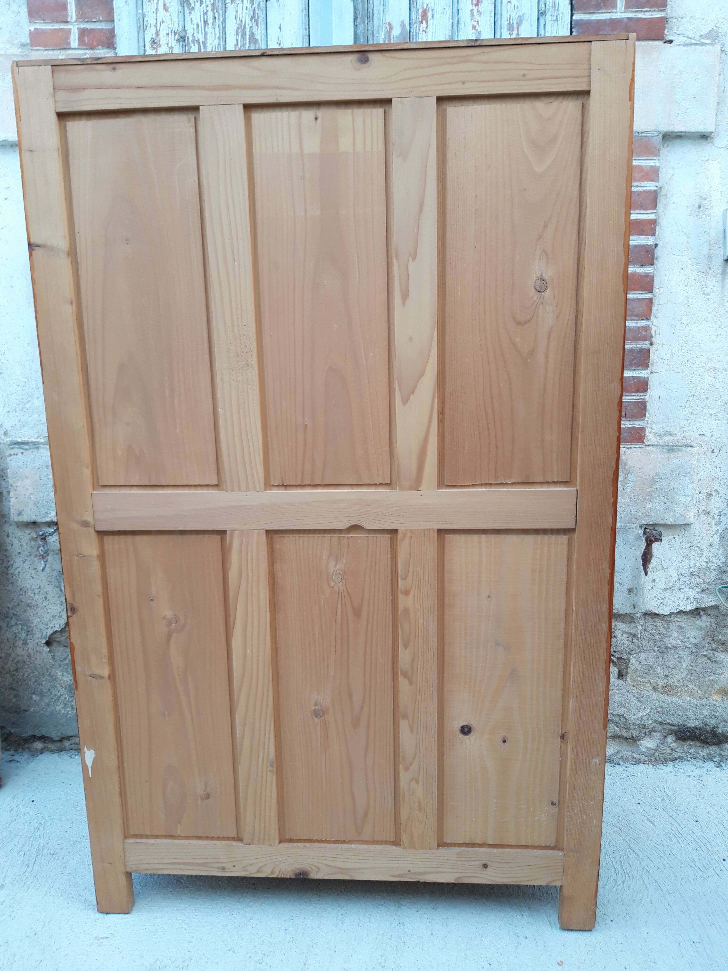 Parisian window cabinet raw year 30