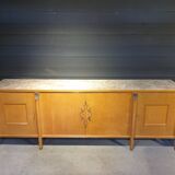 Buffet from the 1940s