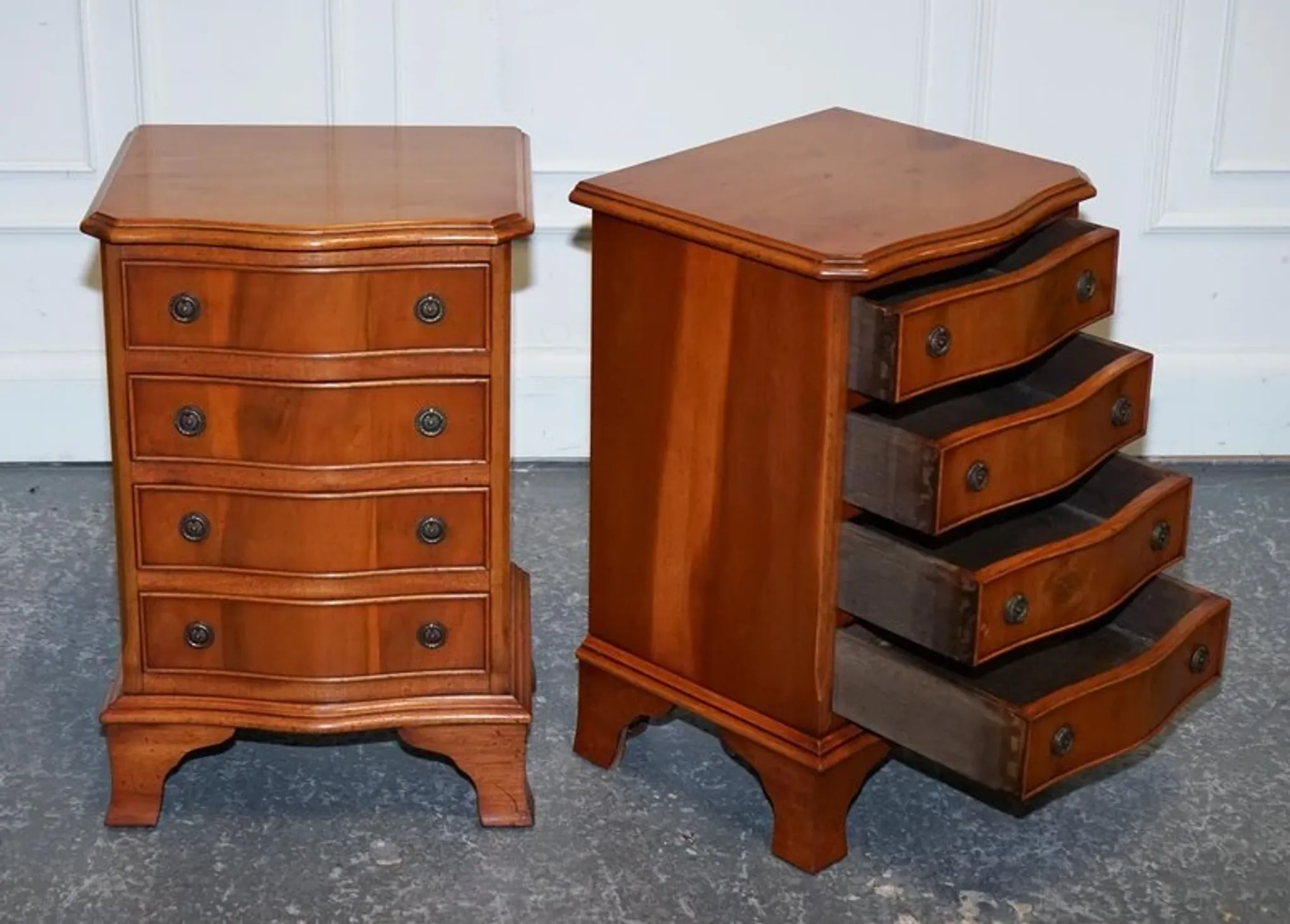 Georgian Style Yew Wood Bedside Tables, Set of 2