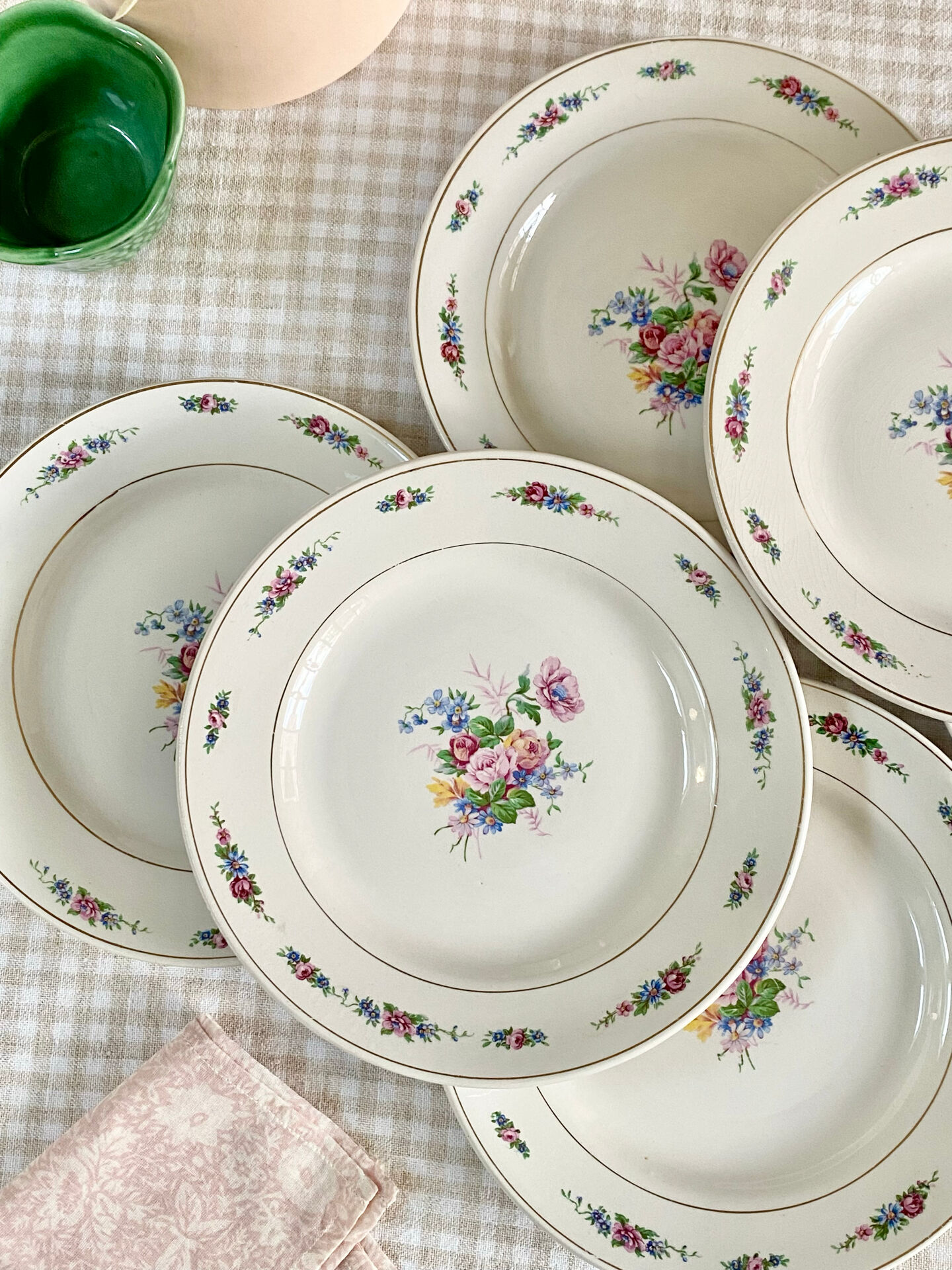 Dessert plates