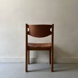 Chaise en bois d'orme et cuir camel Maison Regain, design France