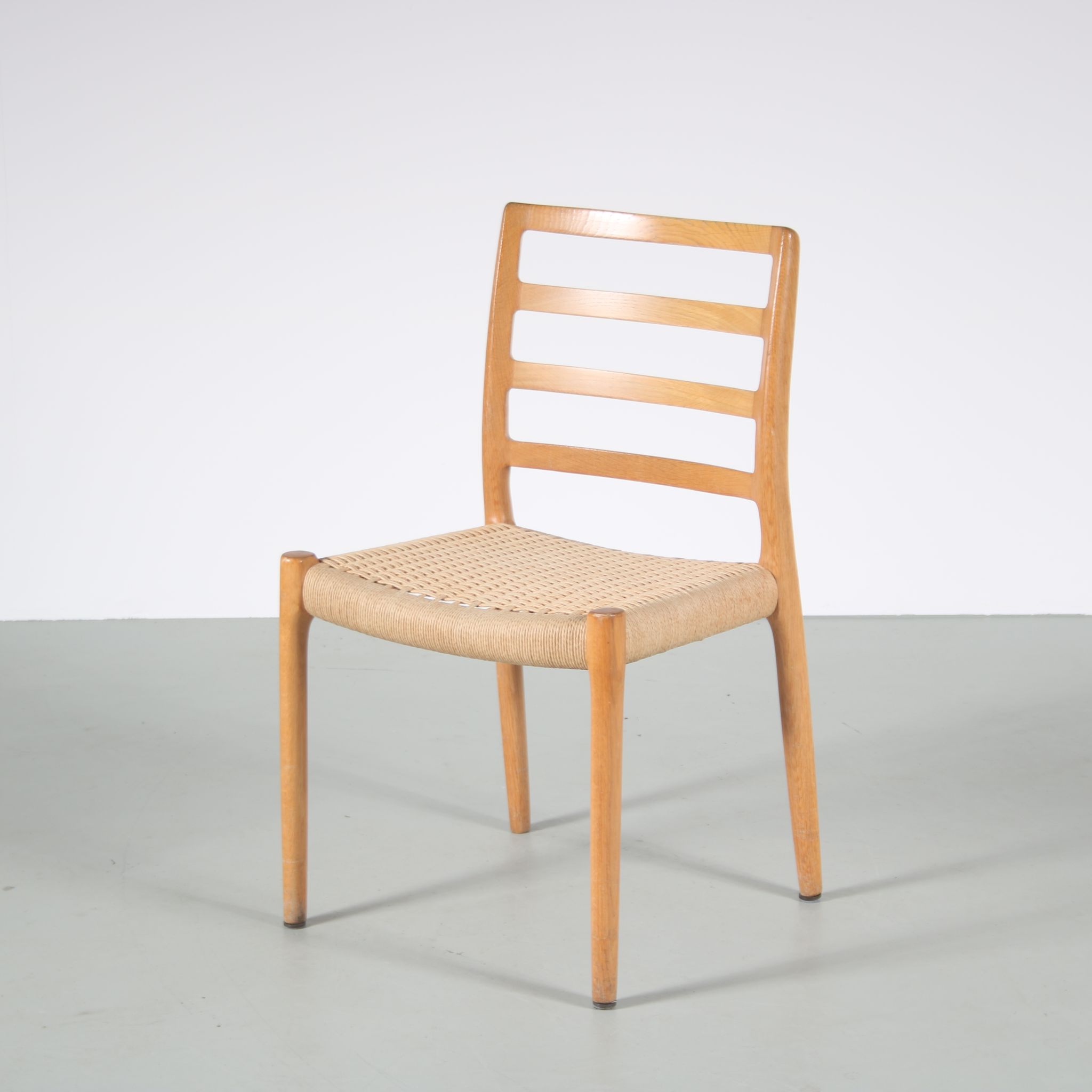 Ensemble de salle à manger en bois de chêne des années 1970 par Moller, Danemark