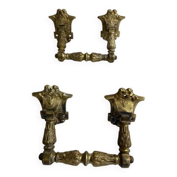 Articulated bronze handles
