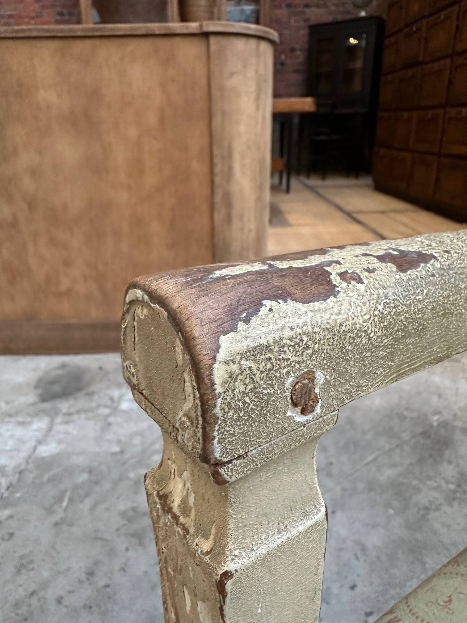 Paire de Fauteuils de Style DIRECTOIRE Début XIXème