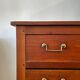 Commode en noyer français du XVIIIe siècle