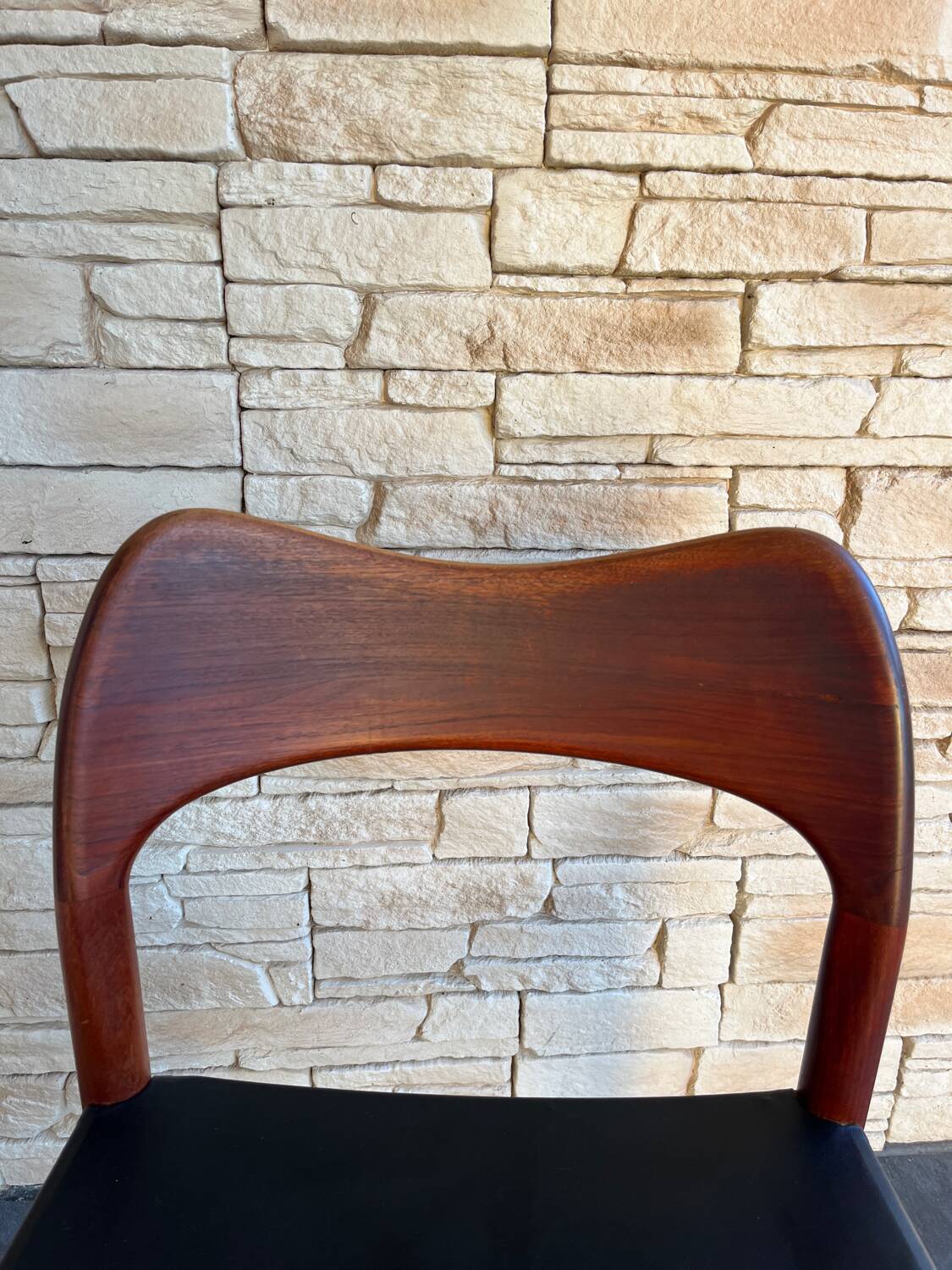 Vintage Scandinavian chair from the 1960s, teak Niels Otto Møller chair.