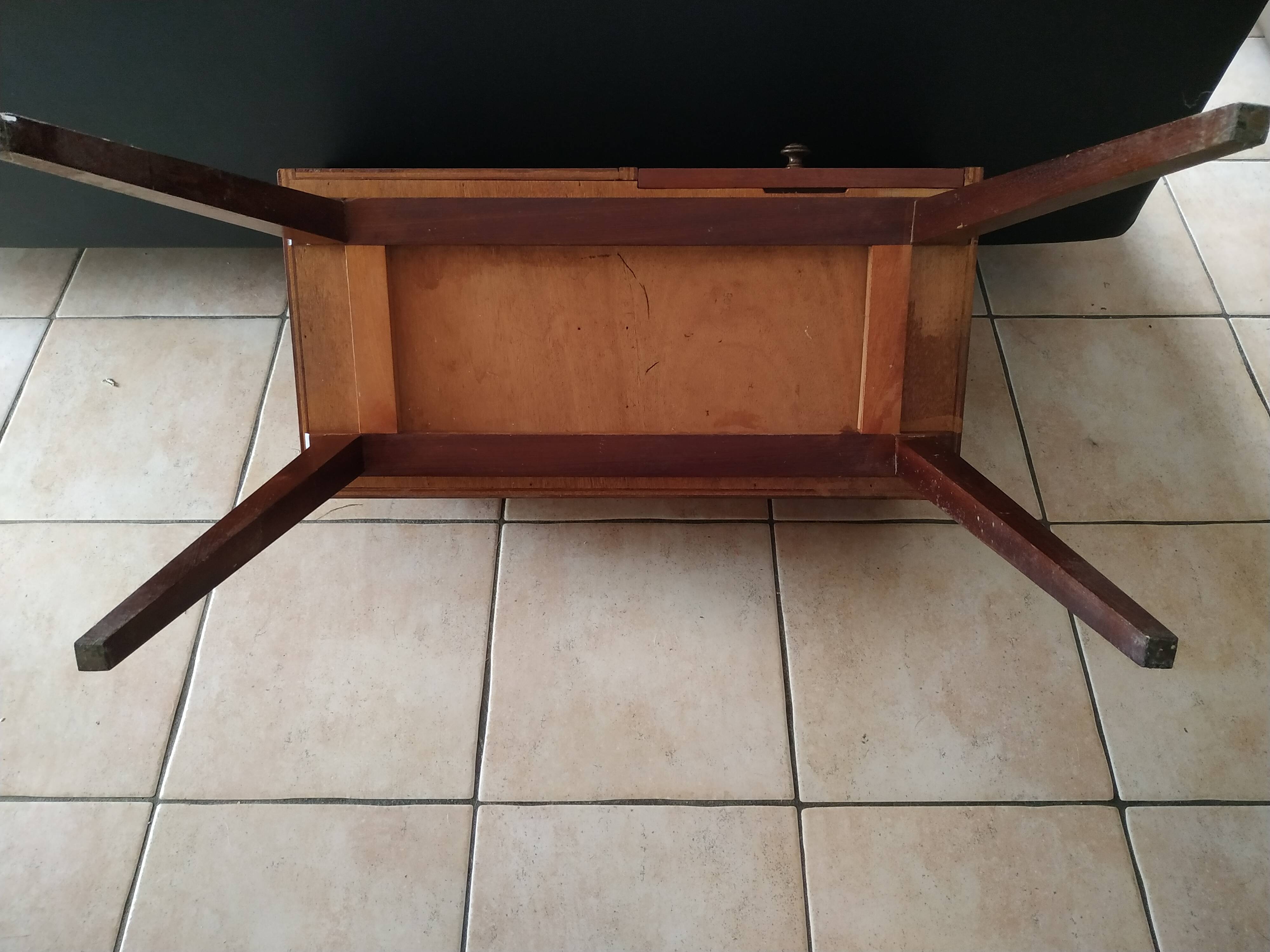Furniture with work design compass feet