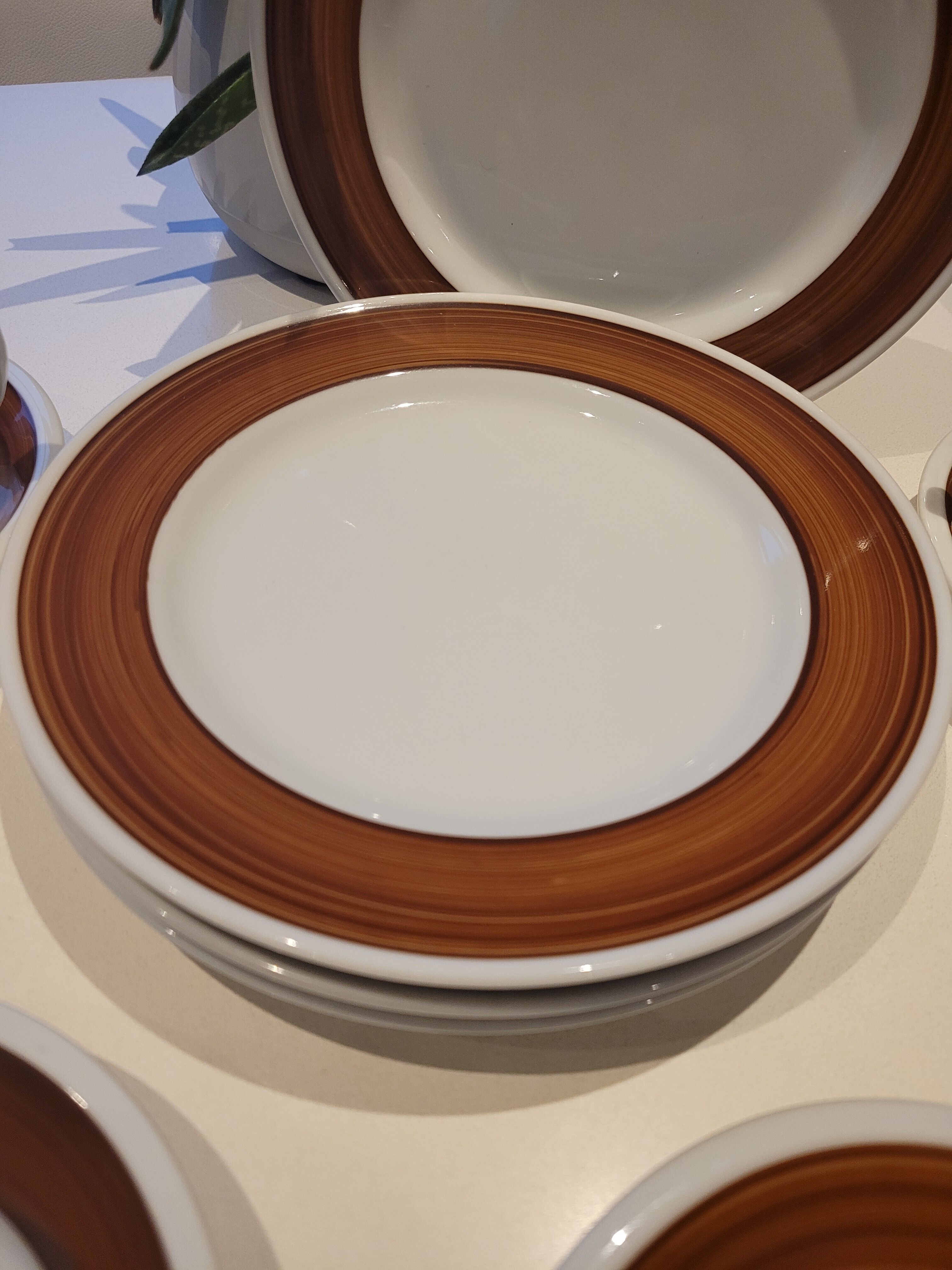 4 cups, and dessert plates MOSA Maastricht Holland Selency