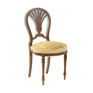 Chaises à dossier gerbe