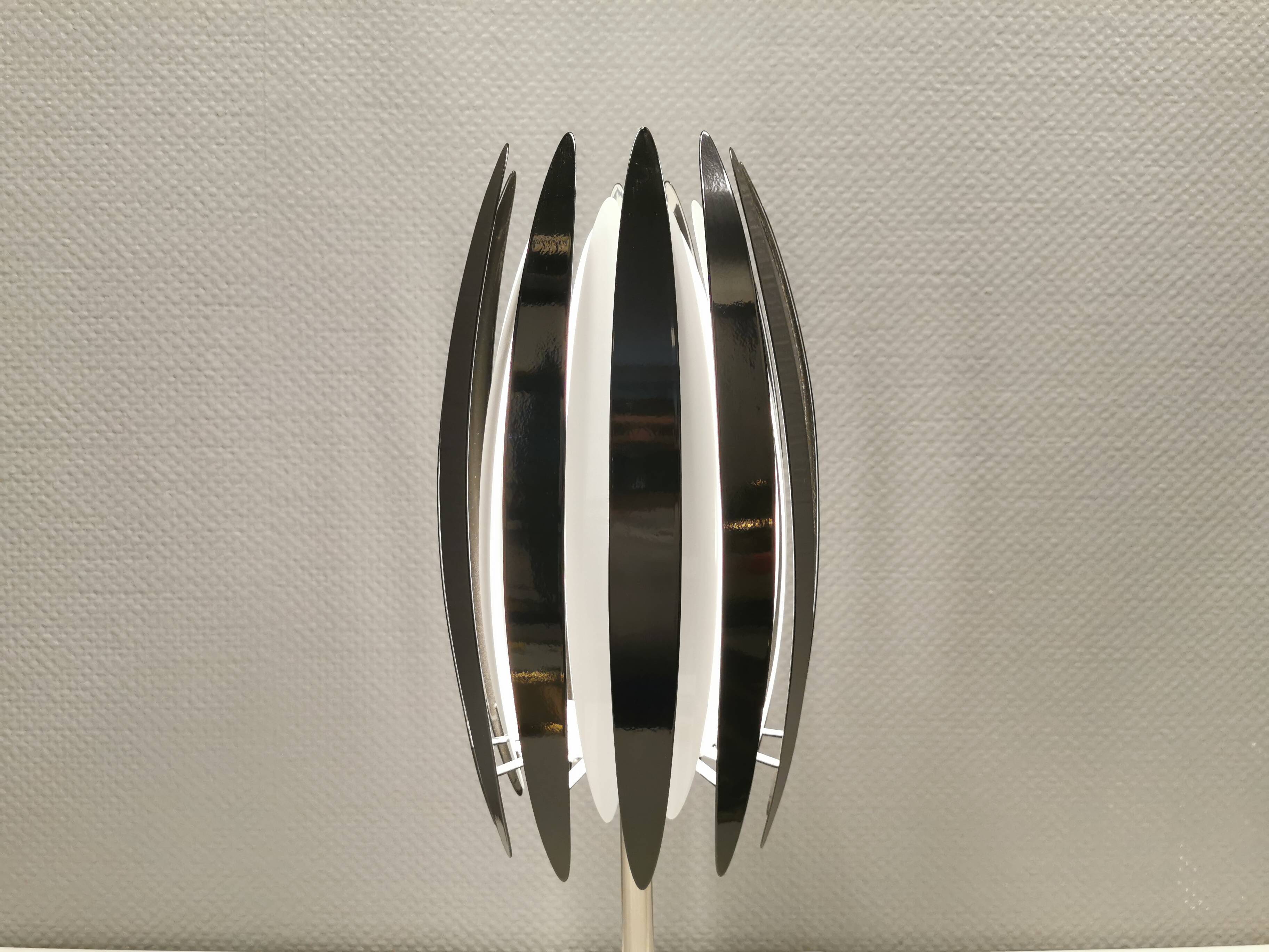 Large table lamp designed by Benny Frandsen for Frandsen Lightning in the mid-1980s.