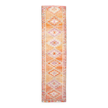 Tapis runner kilim vintage, style bohème, tons orange, rose et lilas pastel