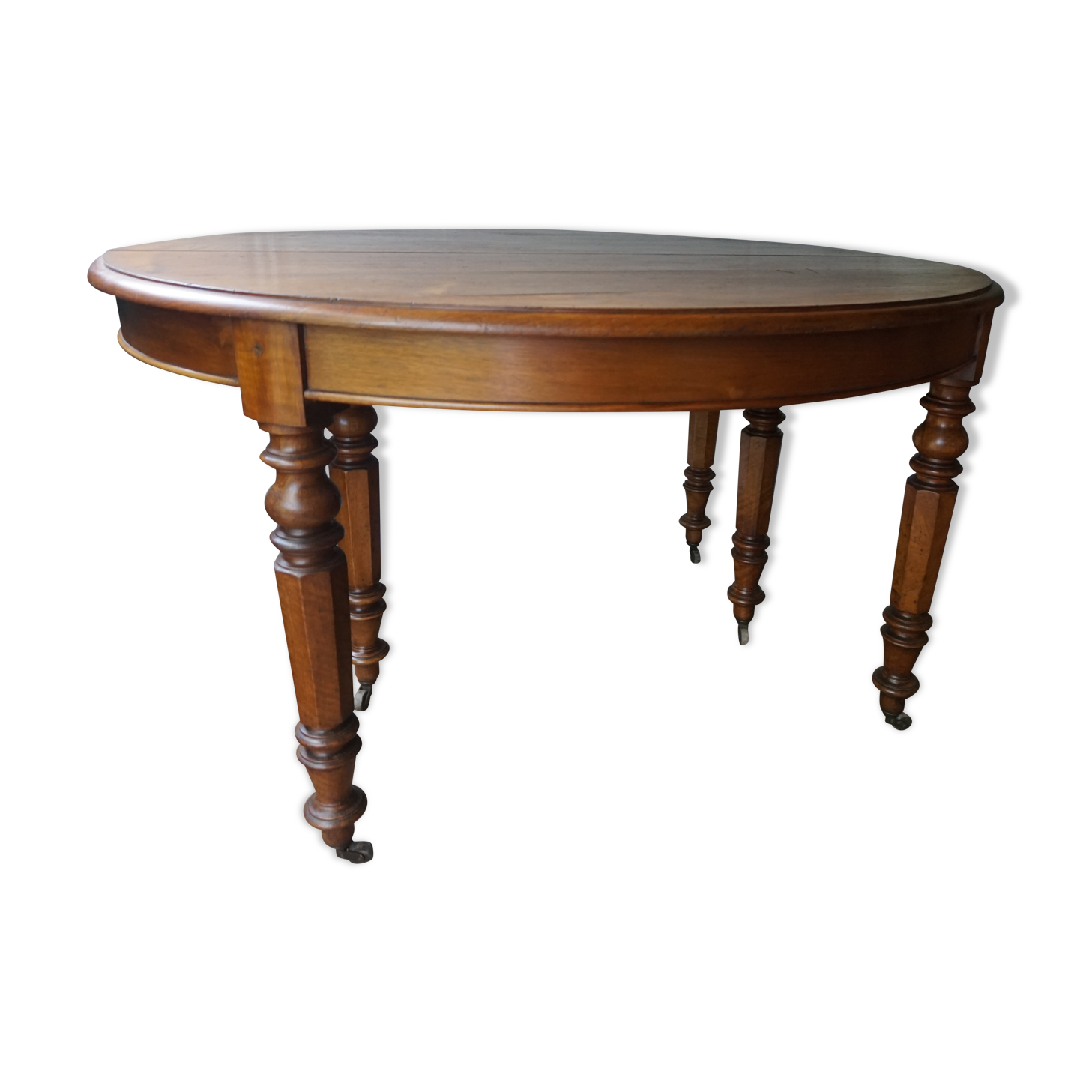 Oval table with 6 legs