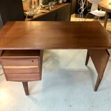 Desk year 50