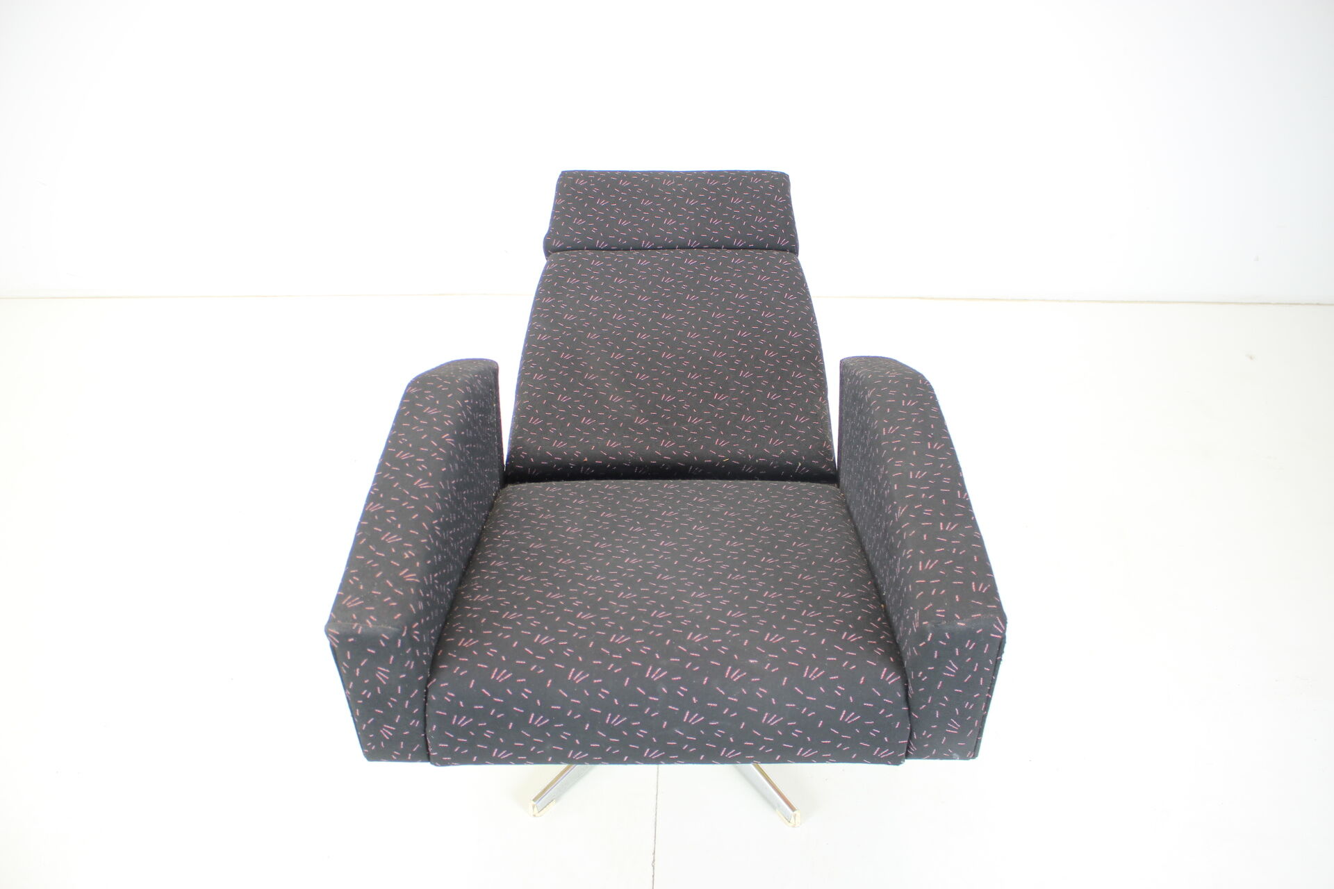 Mid-century adjustable relax armchair, 1970's.